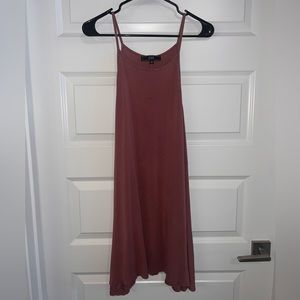 Soft casual dress, great on a sunny day!